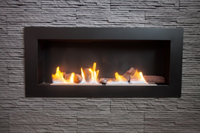 What Kind of Insulation to Use Around My Heatilator Gas Fireplace