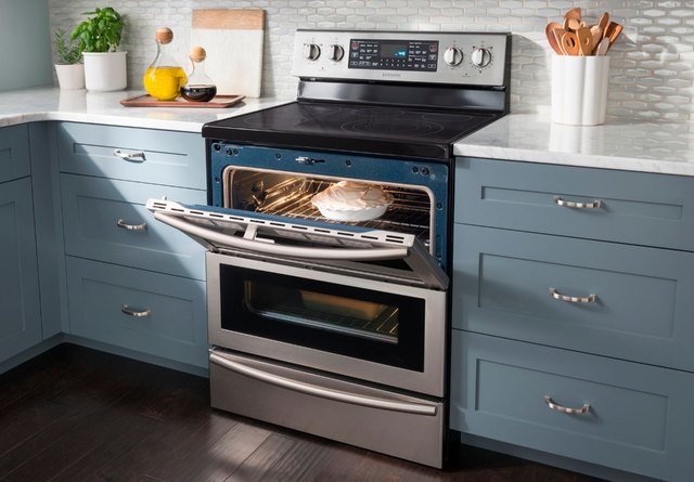 Best Electric Stoves According to Reviews | Hunker