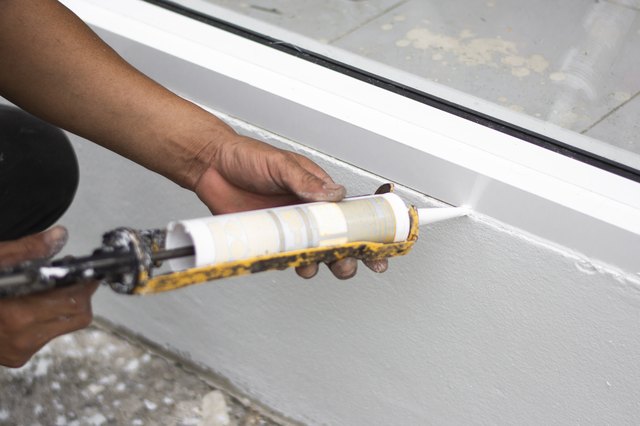 How to Speed Up Caulk Drying