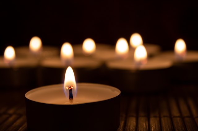 Tea Lights for Heat: How Does This Work, and Is It Safe? | Hunker