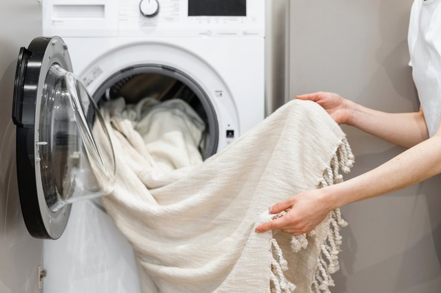 How to Neutralize Bleach on Clothes | Hunker