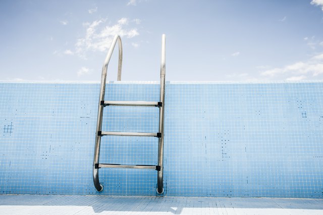 When and How To Drain a Swimming Pool | Hunker