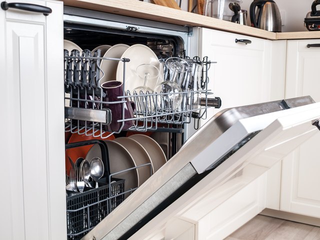 How To Put The Top Rack Of A Dishwasher