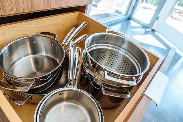 4-ways-to-remove-burn-marks-on-stainless-steel-cookware-hunker