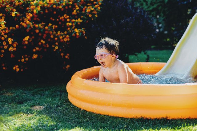 patching inflatable pool