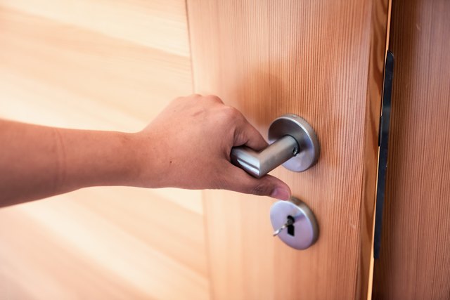 the-best-type-of-lock-to-put-on-a-bedroom-door-hunker