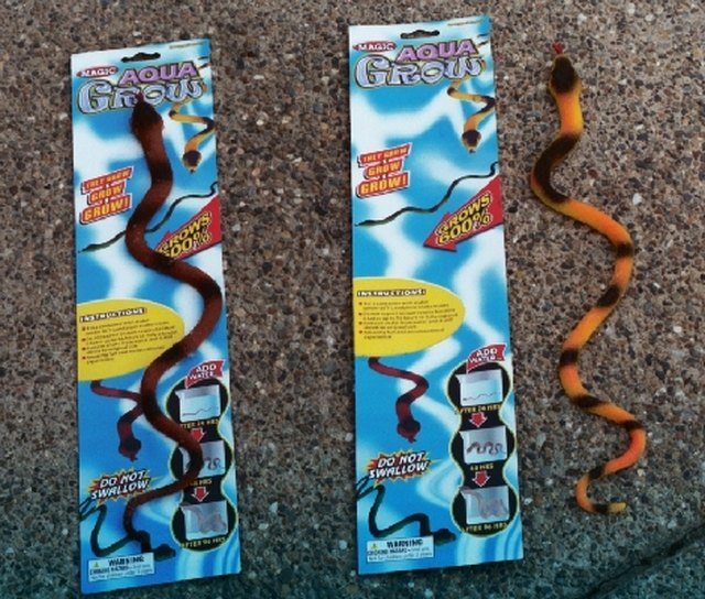 How to Scare Birds with Fake Snakes | Hunker