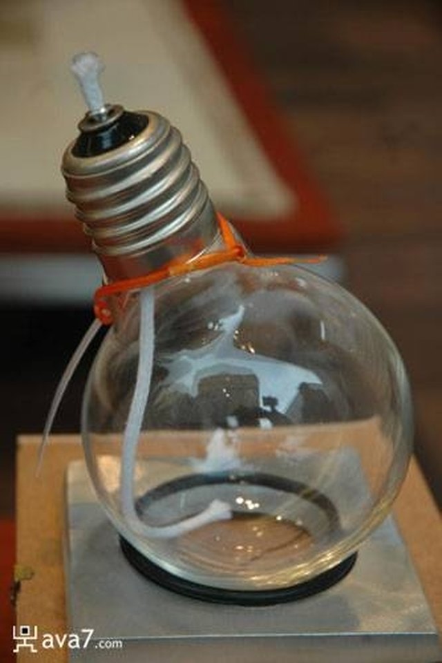 How Does A Lamp Work