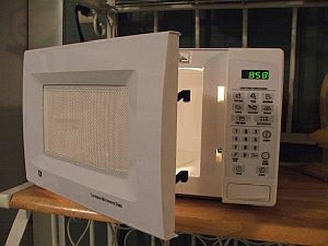 How to Clean a Microwave Door | Hunker