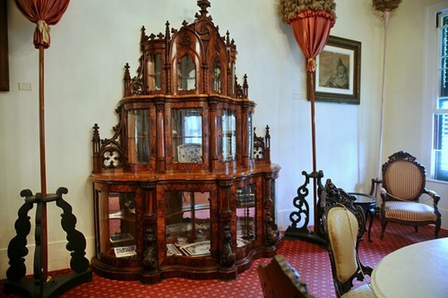 Things To Go In A Curio Cabinet Hunker Collections Place A Curio Cabinet