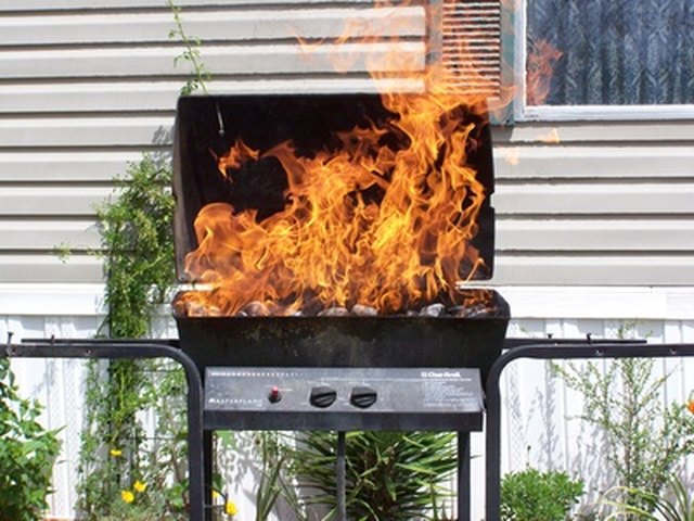 How to Dispose of a Broken Gas Grill | Hunker