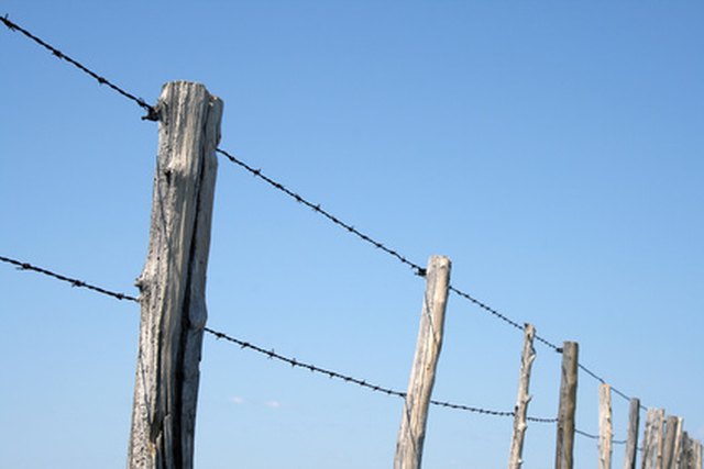 electric t post driver barbed wire fence