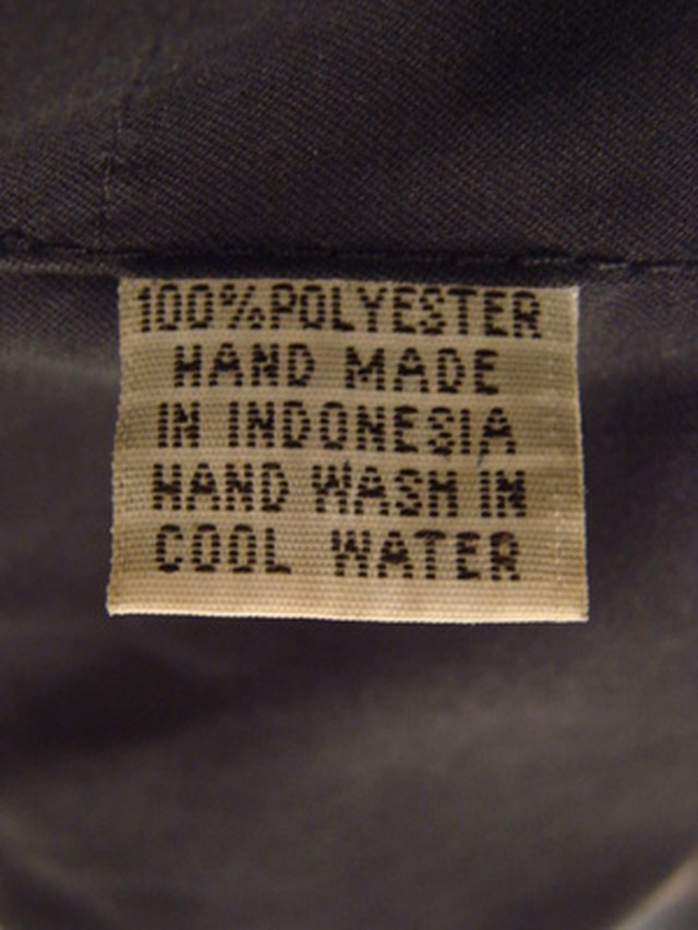 remove vinyl from shirt acetone