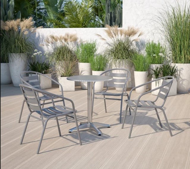 How To Refinish Aluminum Patio Furniture