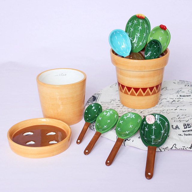 cactus measuring spoons