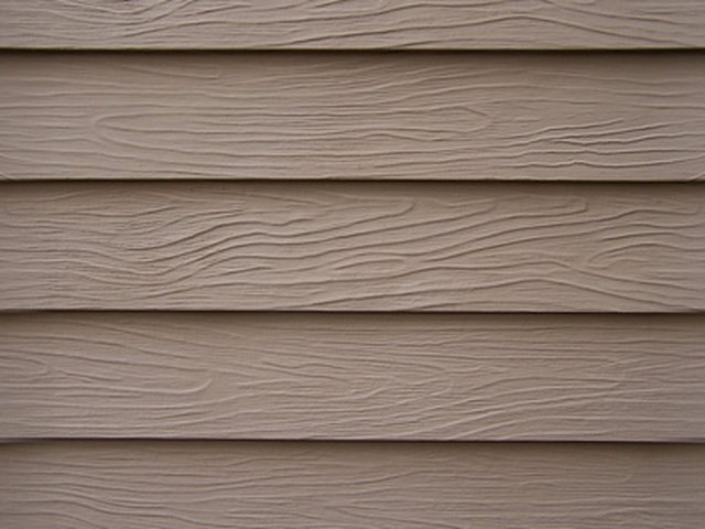 How to Install the Top Row of Vinyl Siding Hunker