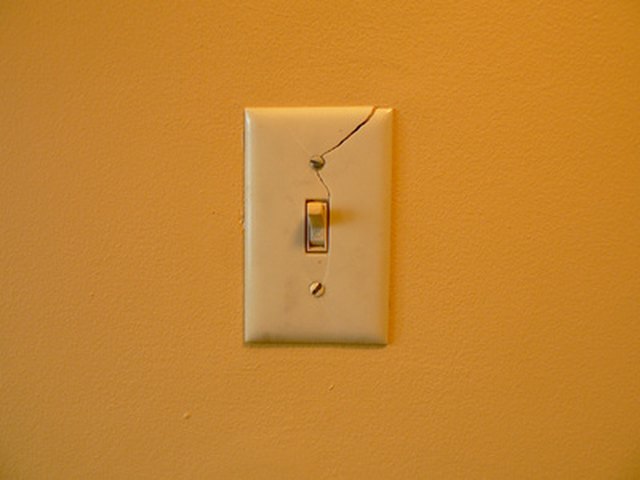 What Are the Dangers of Loose Light Switches? | Hunker