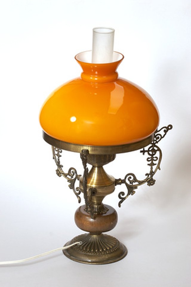 How To Repair A Wobbly Lamp Hunker Step 1