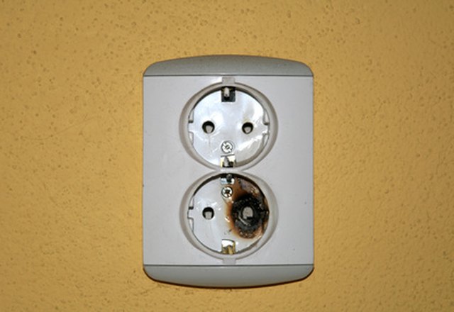 8 Signs You May Have a Problem with Your Electrical Wiring