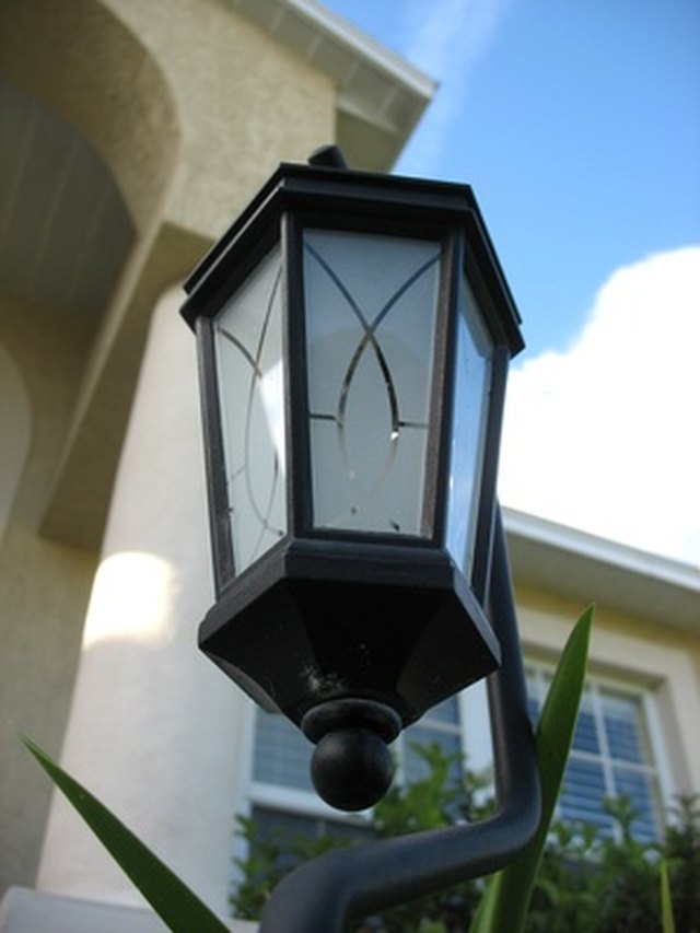 How To Change An Outside Flood Light Hunker Step 1