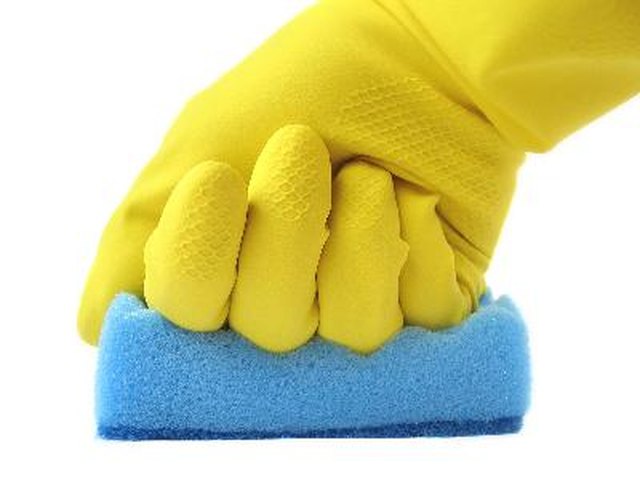 Solution For Cleaning Walls Hunker   Fotolia 3038308 XS 