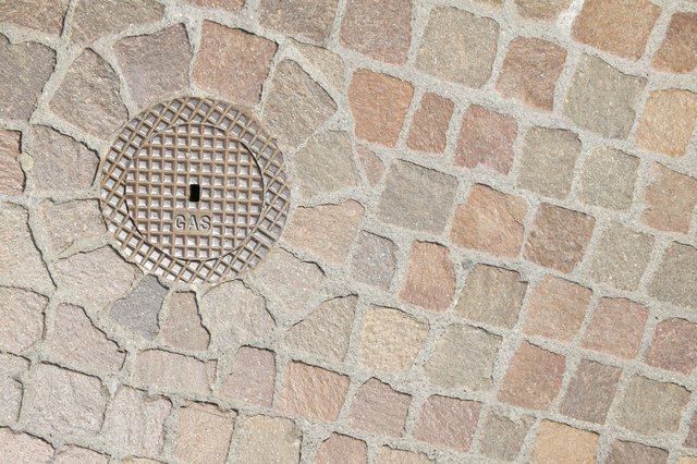 Sidewalk drain