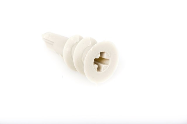 plastic dowels