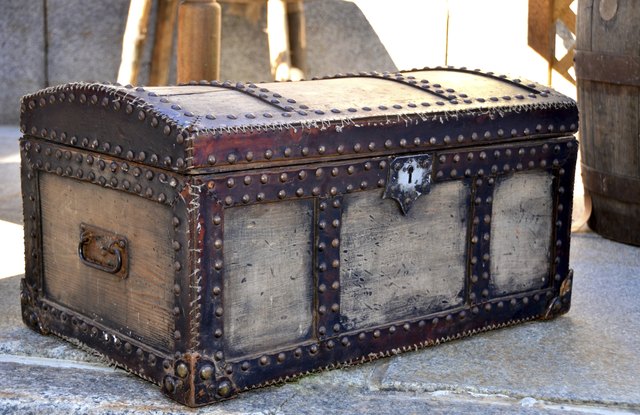 Treasure chest