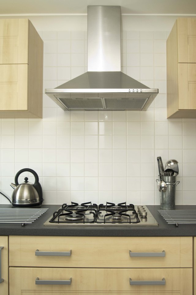 Range Hoods: Clearing the Kitchen Air
