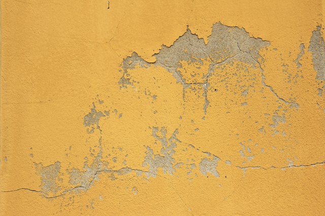 best color to hide imperfections on walls