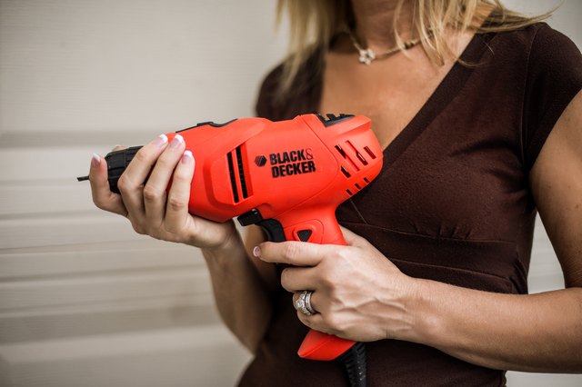 how-to-use-a-black-and-decker-drill-hunker