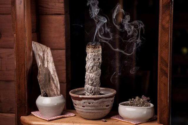 using-sage-to-cleanse-your-home-cleanse-sage-smudging-sage