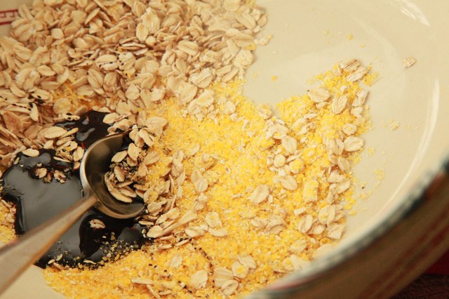 how-to-make-homemade-deer-feed-hunker