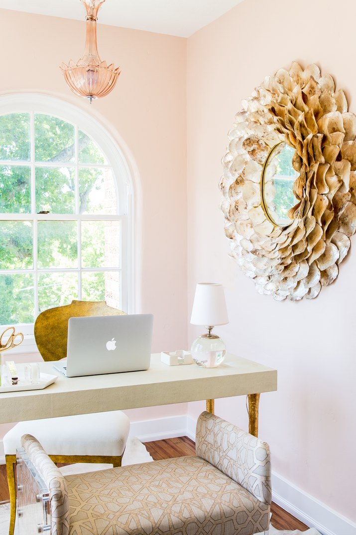 feminine office idea with pink walls