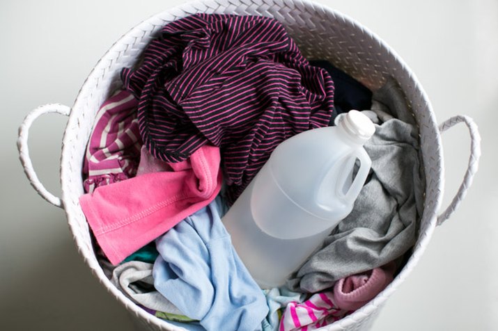 11-ways-to-wash-clothes-in-vinegar-hunker