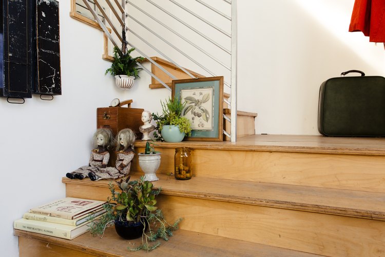 wood stairs with knick-knacks